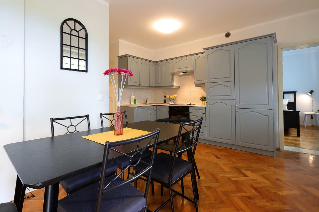 Moro Apartment Malinska Eksteriør billede